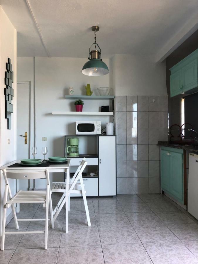 Апартаменти Magnificent Studio With A Terrace Overlooking The Sea! Пуерто-де-ла-Крус Екстер'єр фото