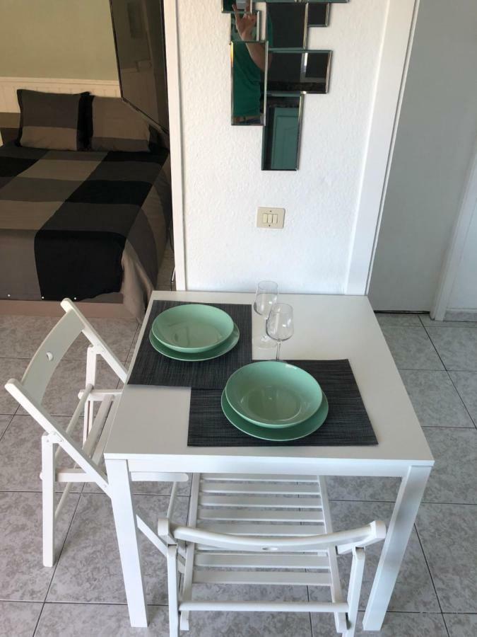 Апартаменти Magnificent Studio With A Terrace Overlooking The Sea! Пуерто-де-ла-Крус Екстер'єр фото